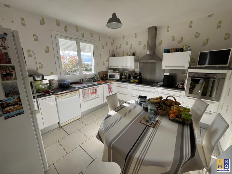 Maison - 167 m² - 5 pièces