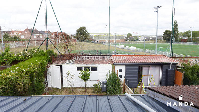 Chambre - 10 m² - 6 pièces