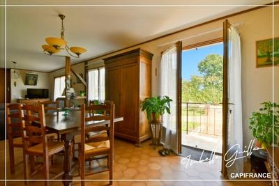 Maison - 102 m² - 4 pièces