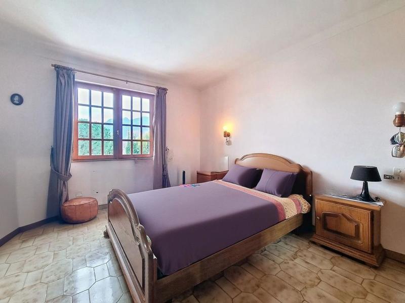 Pavillon - 170 m² - 5 pièces