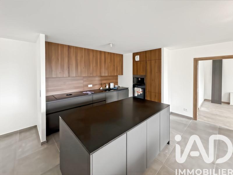 Appartement - 140 m² - 4 pièces