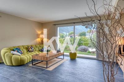 Maison - 117 m² - 5 pièces