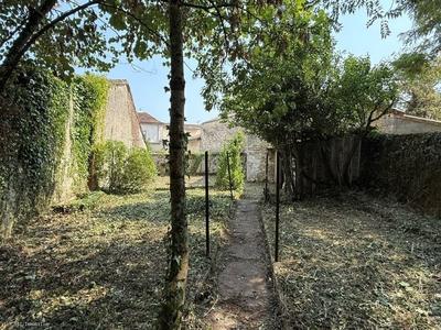 Maison de ville - 103 m² - 9 pièces