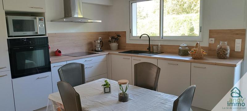 Villa - 229 m² - 7 pièces