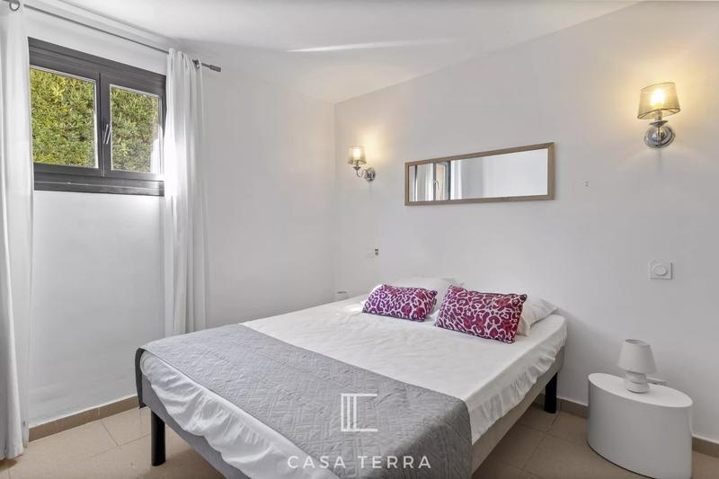 Villa - 269 m² - 11 pièces