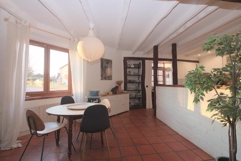 Maison - 207 m² - 7 pièces