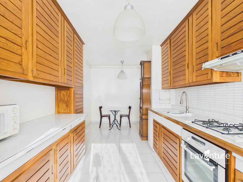 Appartement - 102 m² - 4 pièces