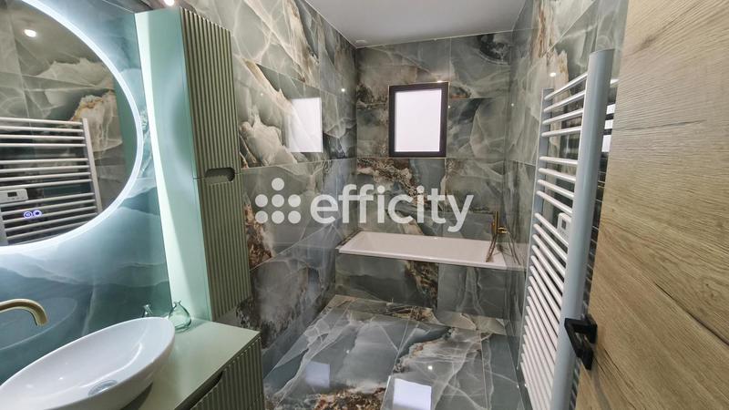 Villa - 95 m² - 4 pièces