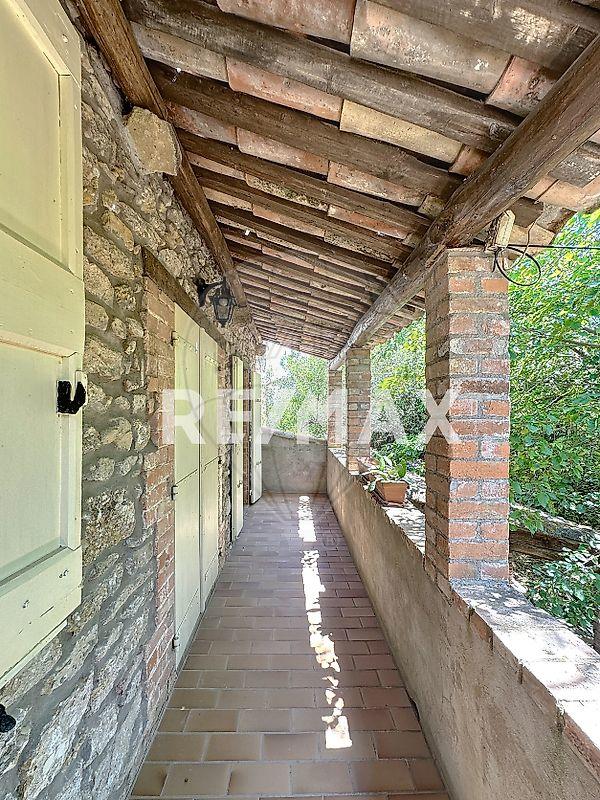 Mas - 191 m² - 6 pièces