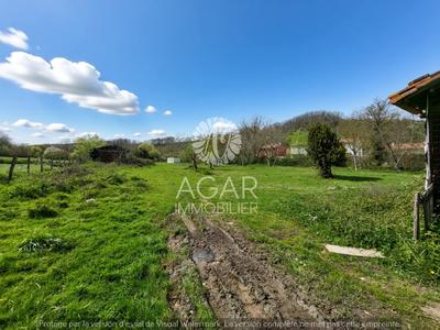 Maison - 200 m² - 4 pièces