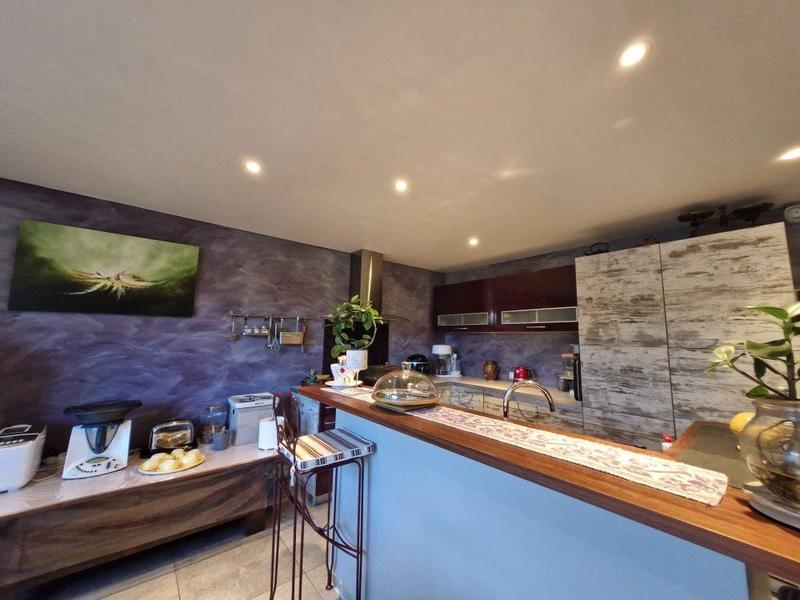 Maison - 123 m² - 7 pièces