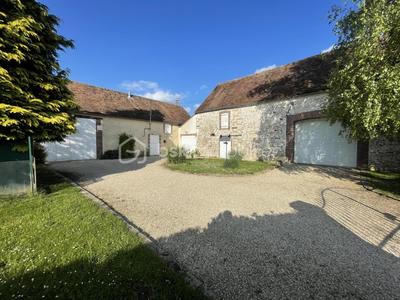 Corps de ferme - 200 m² - 7 pièces