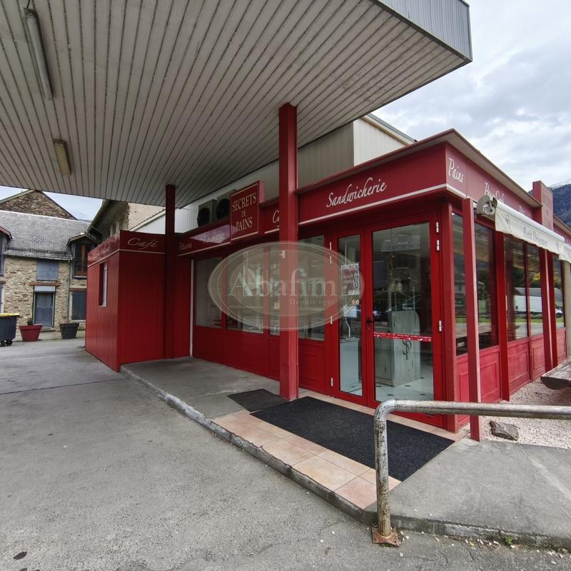 Local commercial - 105 m² - 2 pièces