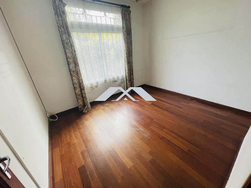 Villa - 254 m² - 7 pièces