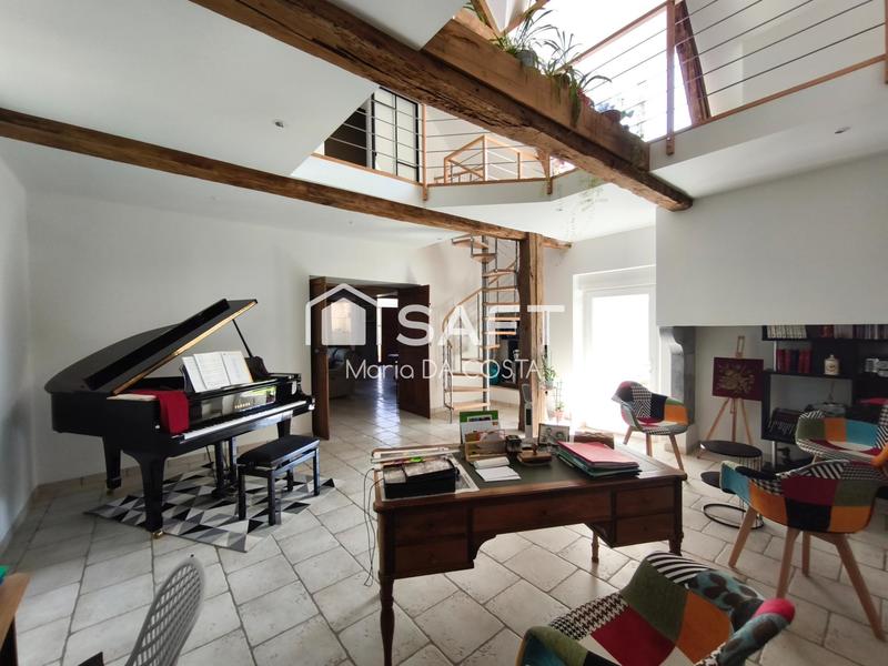 Maison de maîtres - 235 m² - 6 pièces