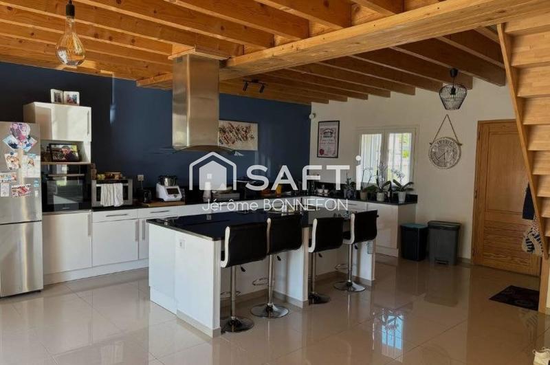 Villa - 209 m² - 6 pièces