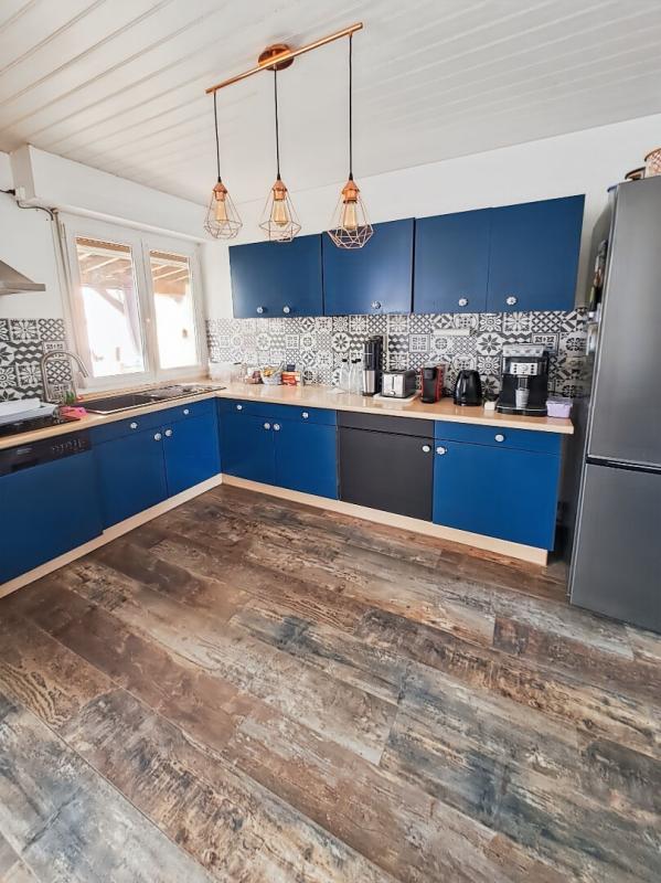 Maison - 104 m² - 5 pièces