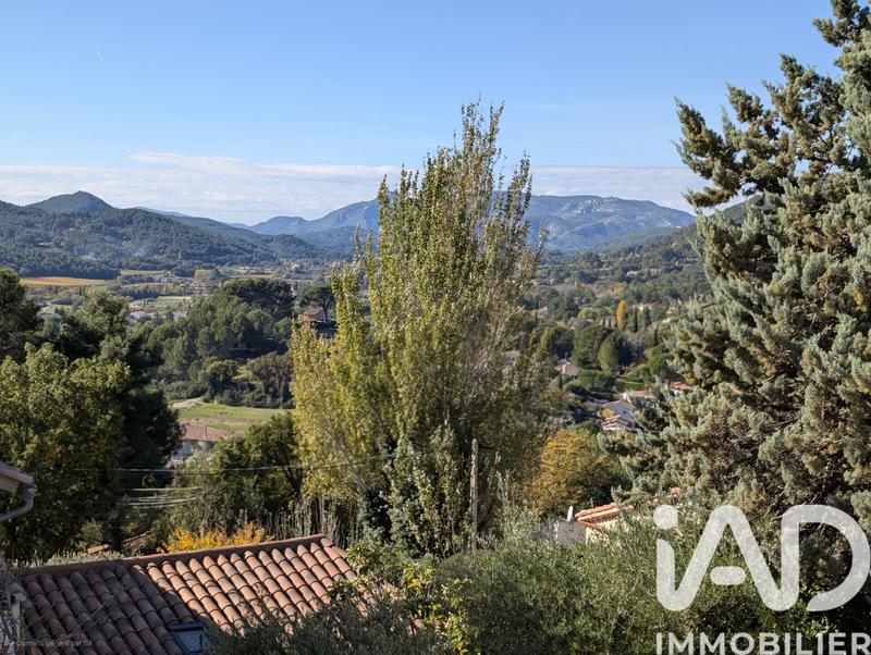 Maison - 111 m² - 4 pièces