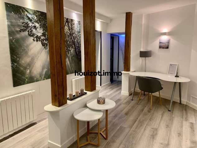 Bureau - 18 m² - 1 pièce