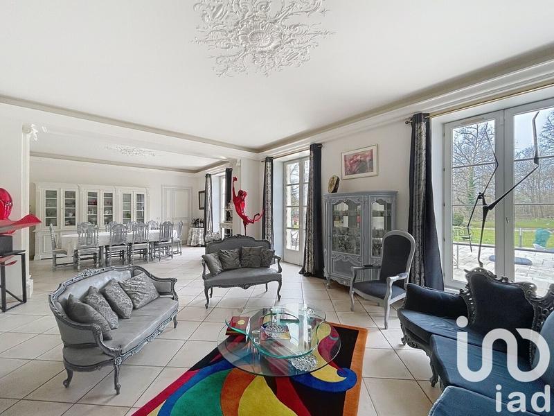 Maison - 455 m² - 12 pièces