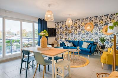 Appartement - 95 m² - 6 pièces