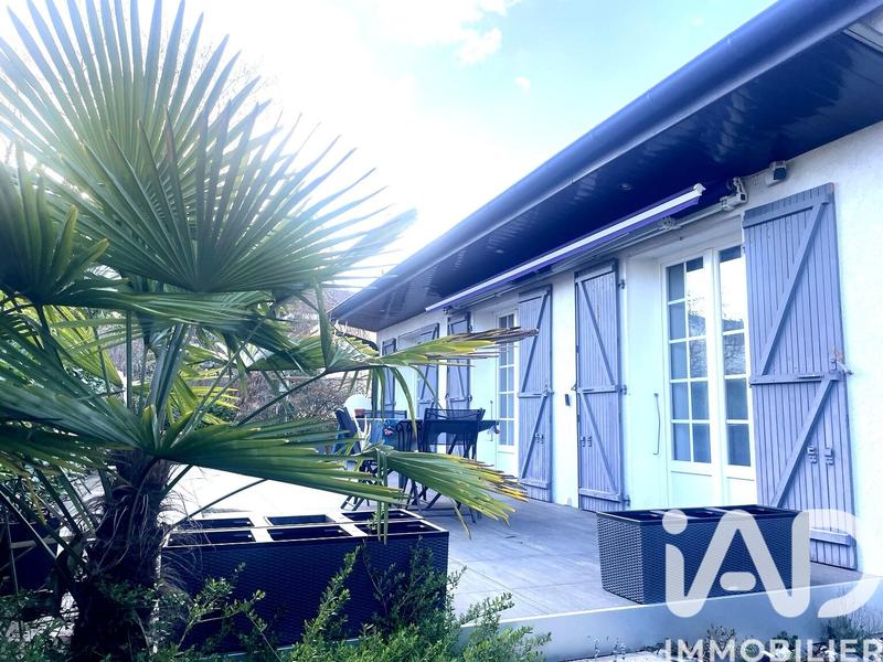 Maison - 160 m² - 7 pièces