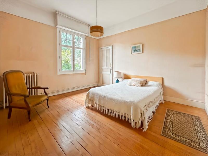 Maison - 170 m² - 6 pièces