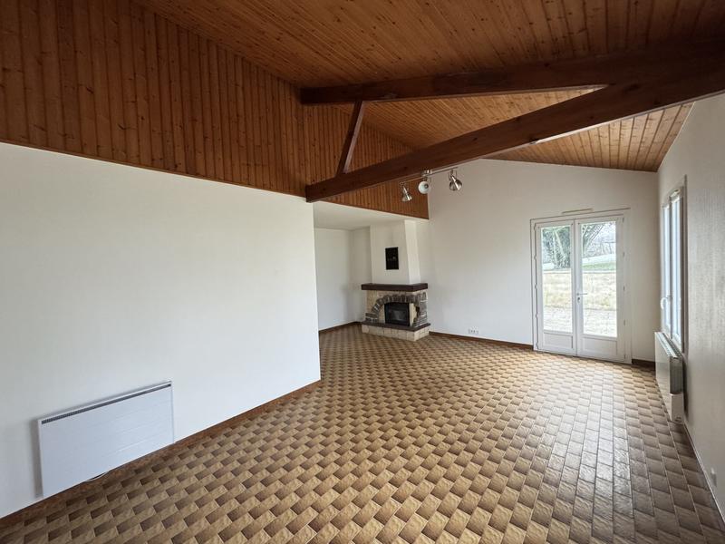 Maison - 95 m² - 5 pièces