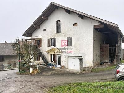 Maison - 390 m² - 9 pièces