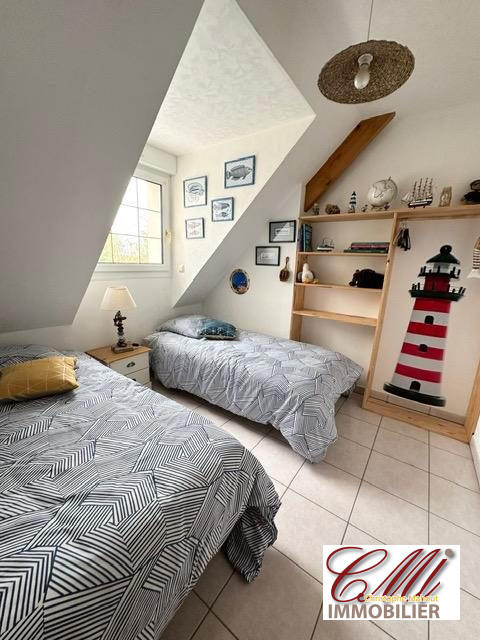 Maison - 385 m² - 11 pièces