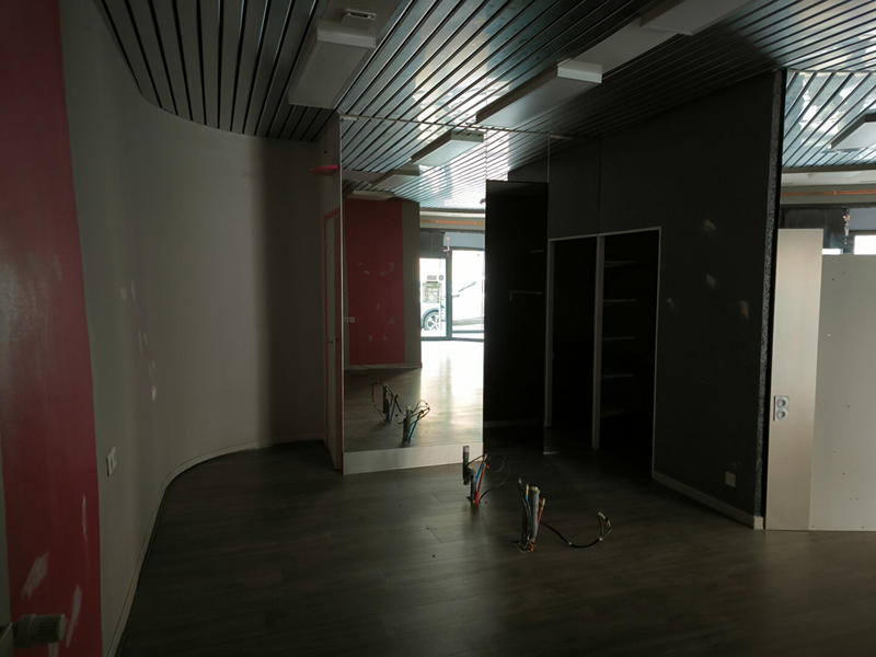 Local commercial - 70 m² - 2 pièces