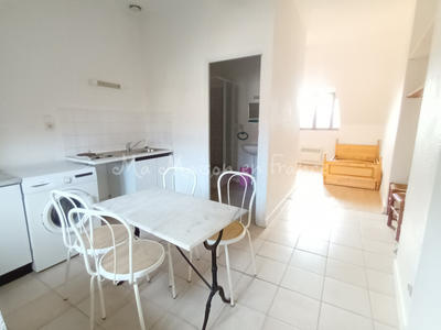 Immeuble - 104 m² - 4 pièces