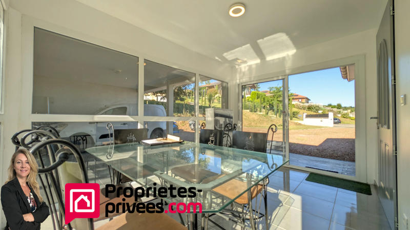 Maison - 196 m² - 6 pièces