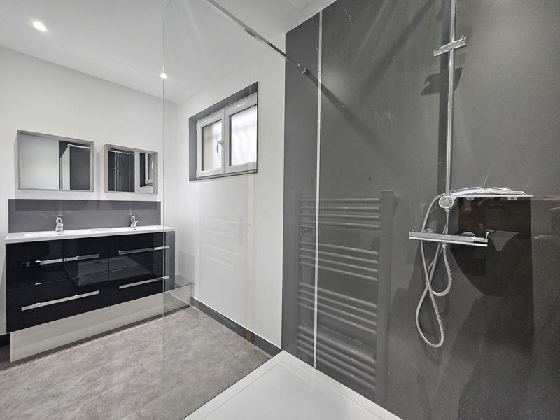 Maison traditionnelle - 134 m² - 5 pièces