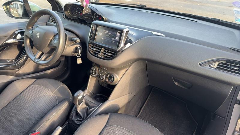 Peugeot 208 1.2 PureTech 82 Active