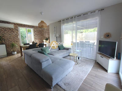 Maison - 74 m² - 4 pièces