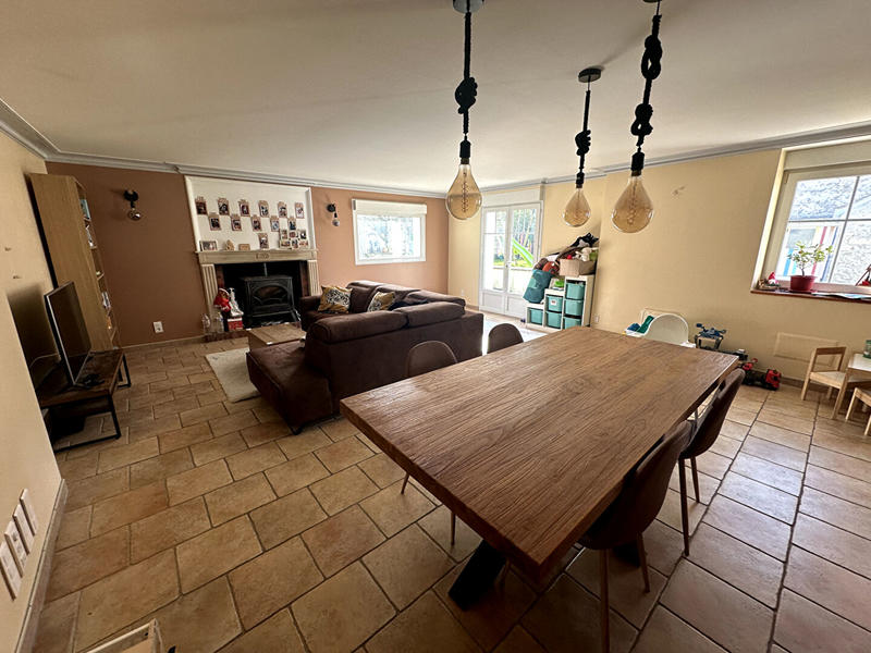 Maison - 141 m² - 5 pièces