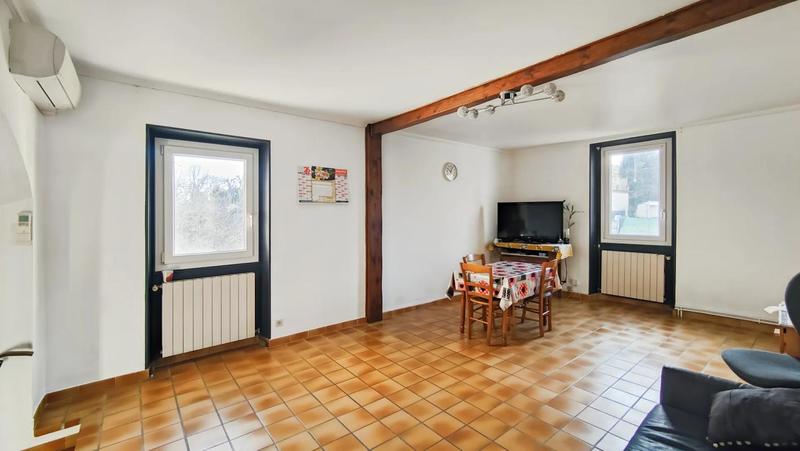 Maison - 141 m² - 5 pièces