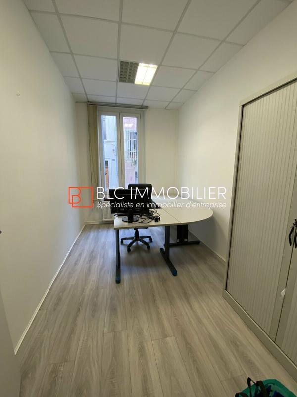 Bureau - 210 m²