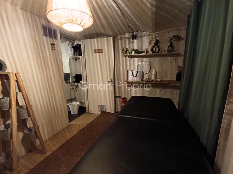 Fonds de commerce - Magasins - 63 m²