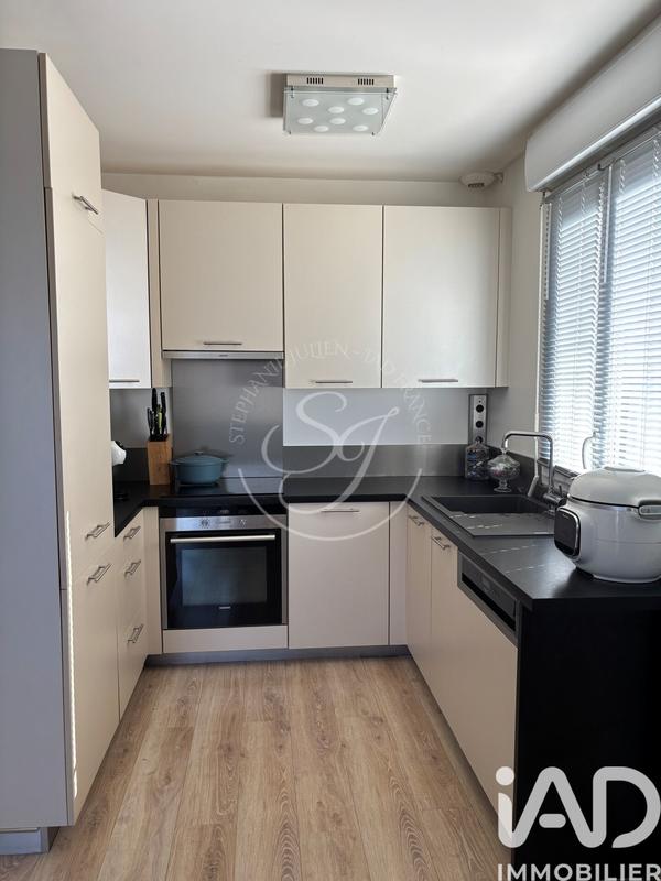 Maison - 76 m² - 4 pièces