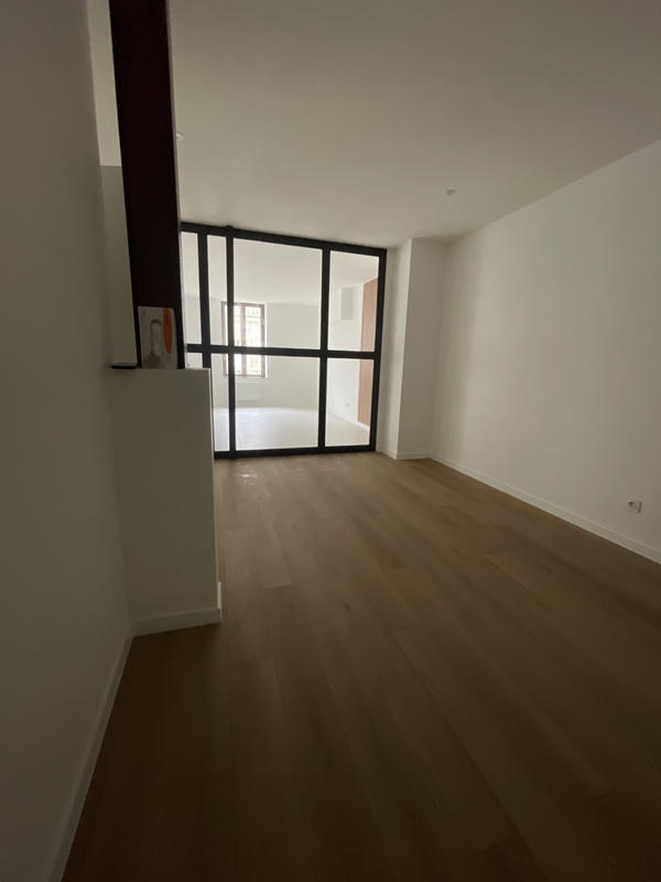 Appartement - 70 m² - 2 pièces