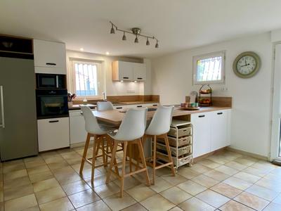 Maison - 168 m² - 5 pièces