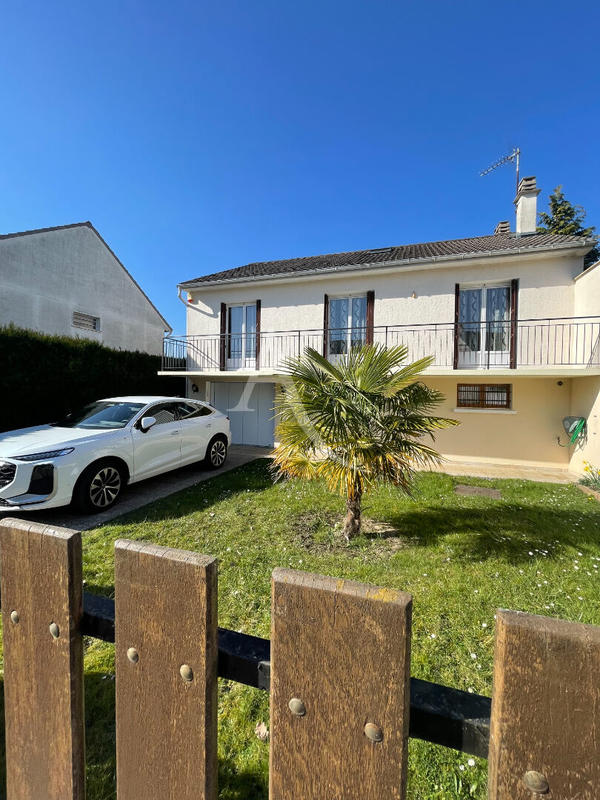 Maison - 133 m² - 6 pièces