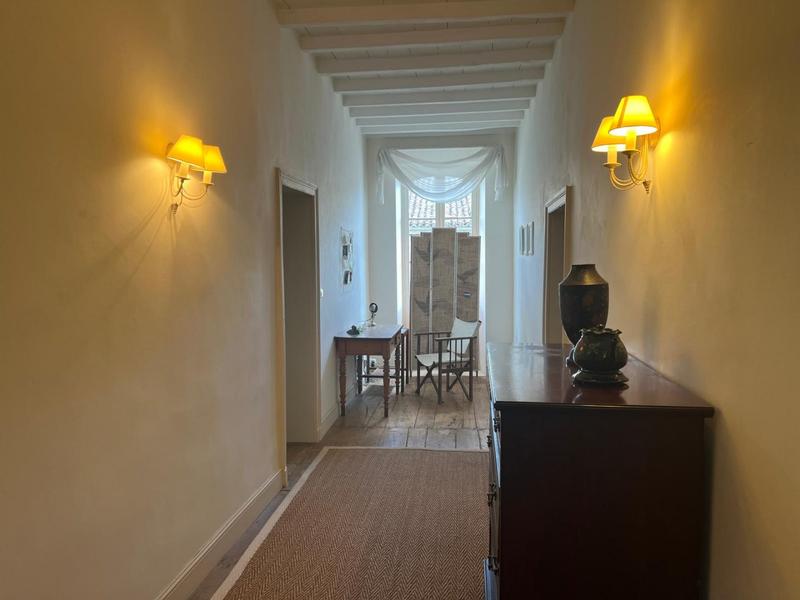 Maison - 200 m² - 5 pièces