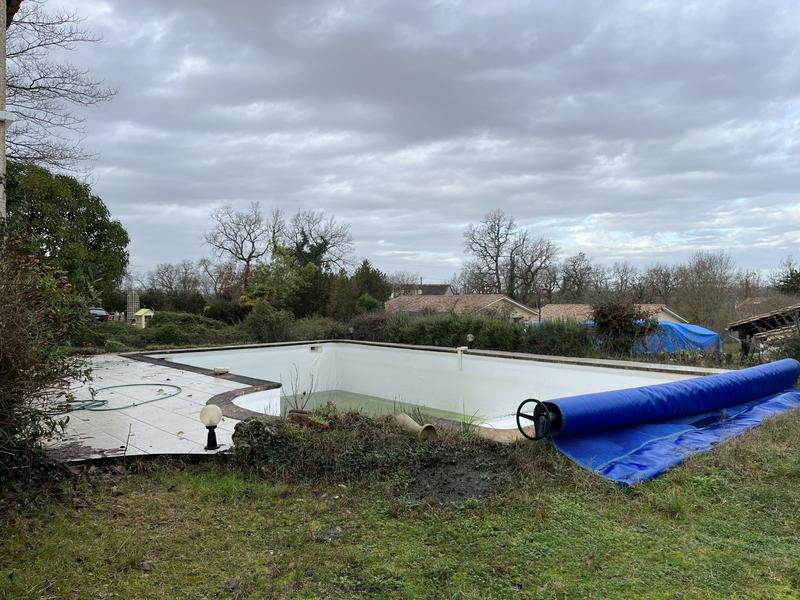 Maison traditionnelle - 112 m² - 6 pièces