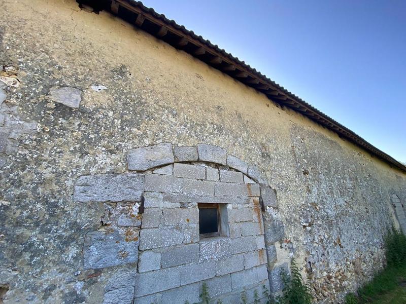 Grange - 258 m² - 1 pièce