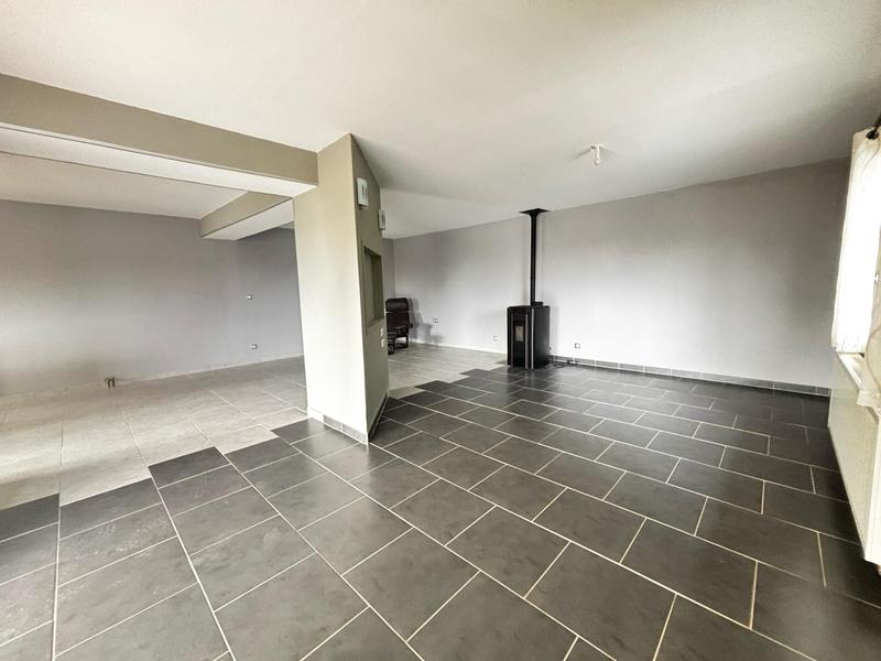 Maison - 207 m² - 9 pièces