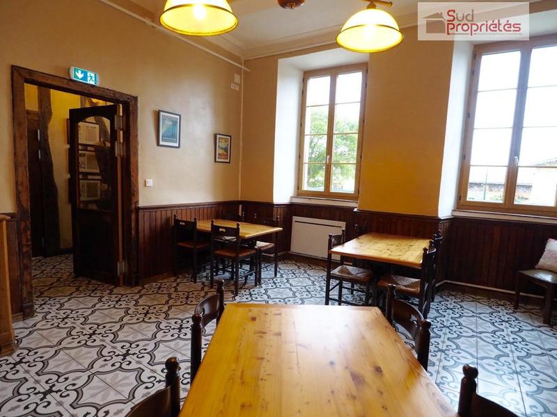 Maison - 280 m² - 7 pièces