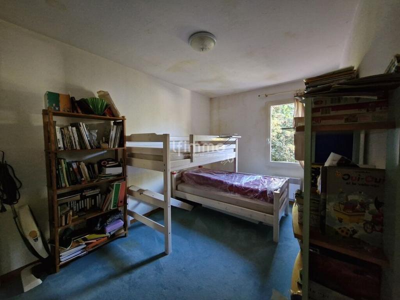 Maison - 94 m² - 7 pièces